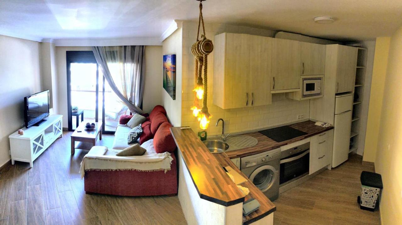 Coqueto Apartamento En Puerto Marina Con Piscina Benalmádena Eksteriør billede